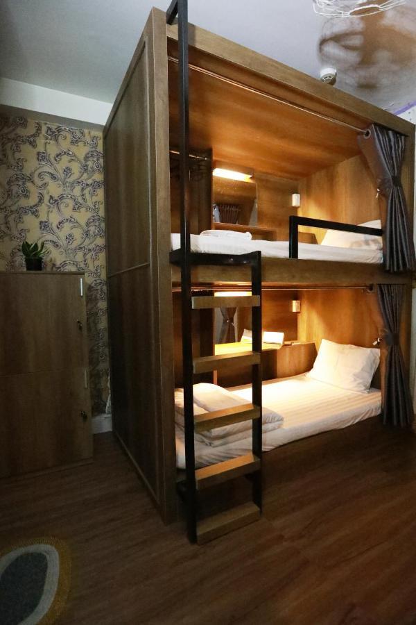 Bui Vien Street Hostel Bandar Ho Chi Minh Luaran gambar