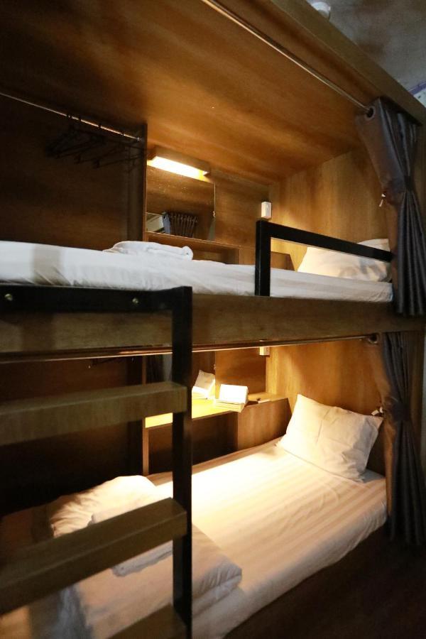 Bui Vien Street Hostel Bandar Ho Chi Minh Luaran gambar